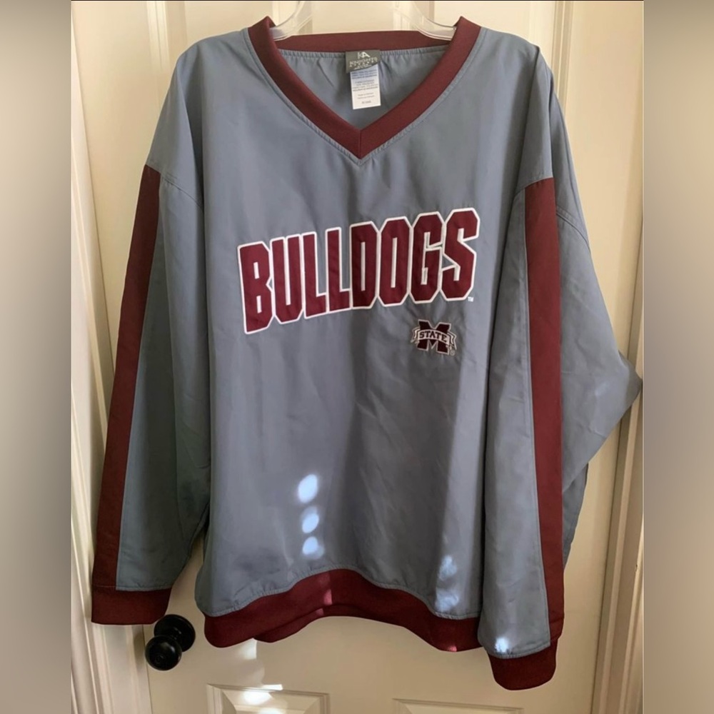 Men’s XL Mississippi State Bulldogs Pull-Over. NWOT.